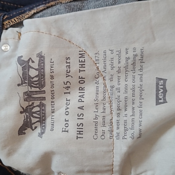 Levi's Jeans - Picture 5 of 7